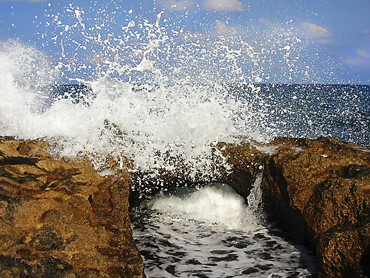 포토 JPG 해외이미지 파도 바다 여행 백그라운드 모션 자연 조류 하늘 바람 날씨 휴가 풍경 사람없음 야외 물 여름 파란색 힘 거품 바위 흰색 서핑 떨어짐 위험 폭풍 격파 단절 폭풍우 스플래쉬 해외202004 해외포토 자연요소 동물 계절 컬러 컨셉 돌_바위 수상스포츠 비_날씨 자연재해 생태계 파일형식 이미지허브