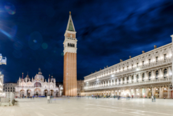 포토 JPG 해외이미지 여행 백그라운드 표시 사람없음 건물 여름 도시풍경 성당 교회 탑 이탈리아 궁전 카페 종 도시 소프트포커스 보케 광장 베네치아 종탑 바실리카 해외202004 해외포토 건축물 계절 유럽 고건축 종교건축 촬영기법 풍경 상점 파일형식 이미지허브