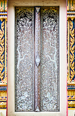 포토 JPG 해외이미지 디자인 아시아 종교 문화 여행 백그라운드 불교 건축양식 태국 휴가 실내 미술 동양인 사람없음 내부 건물 장식 문 침묵 골동품 사찰 역사 황금 클래식 묘사 만족 그림 방콕 주말 동쪽 수공예 정교 스타일 해외202004 해외포토 건축물 건축 감정 나라 컨셉 종교건축 문화예술 인종 소리 공예 방향 파일형식 이미지허브