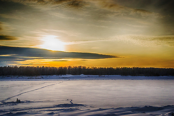 포토 JPG 해외이미지 나무 계절 공원 여행 백그라운드 크리스마스 겨울 자연 하늘 아침 동화 날씨 휴가 새로움 산 핀란드 풍경 사람없음 야외 목재 물 파란색 빛 강 햇빛 태양 일출 냉동 얼음 어둠 일몰 추위 흰색 소나무 저녁 숲 연도 서리 장면 전나무 내추럴 폭설 눈내림 해외202004 해외포토 주간 자연요소 식물 공공시설 기념일 컬러 컨셉 재료 눈_날씨 북유럽 노을 야간 자연재해 생태계 파일형식 이미지허브