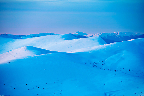 포토 JPG 해외이미지 주간 겨울 자연 하늘 사람없음 야외 설원 겨울풍경 설산 해외202004 해외포토 자연요소 계절 산 눈_날씨 풍경 생태계 파일형식 이미지허브