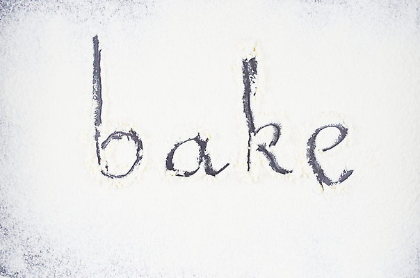 포토 JPG 해외이미지 음식 재료 부활절 건강 옥수수 요리 사람없음 단어 주방 식사 흰색 상품 가루 밀 굽기 뿌리기 가득함 준비 반죽 밀가루 해외202004 해외포토 문자 기념일 컬러 모션 곡류 구이 파일형식 이미지허브