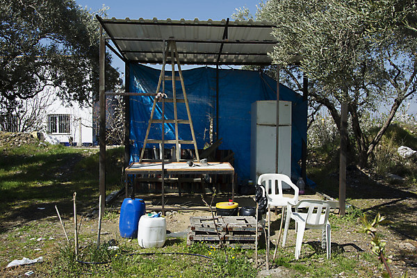 포토 JPG 해외이미지 농업 의자 탁자 휴식 노동자 안전 사람없음 사무실 종업원 드럼 해외202004 해외포토 직업 산업 가구 컨셉 비즈니스 타악기 파일형식 이미지허브