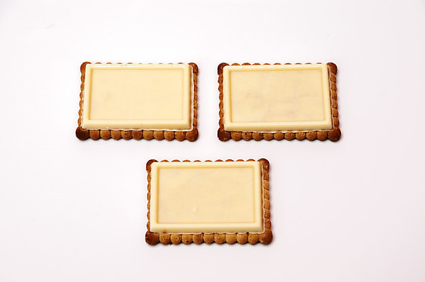 포토 JPG 해외이미지 음식 빵 백그라운드 디저트 건강 사탕 요리 사람없음 갈색 노란색 쿠키 초콜릿 식사 빵집 껍질 흰색 신선 황금 달콤 맛 아침식사 밀 굽기 먹기 싱글 반죽 버터 고립 페스츄리 해외202004 해외포토 컬러 컨셉 모션 곡류 상점 구이 파일형식 이미지허브