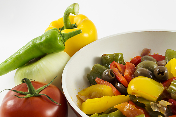 포토 JPG 해외이미지 식물 음식 백그라운드 잎 토마토 채소 유리 양파 건강 요리 사람없음 목재 빨간색 초록색 노란색 주방 검은색 식사 저녁식사 이탈리아 샐러드 흰색 신선 그룹 먹기 올리브 후추 내추럴 해외202004 해외포토 나무 열매 유럽 컬러 재료 모션 재질 향신료 파일형식 이미지허브