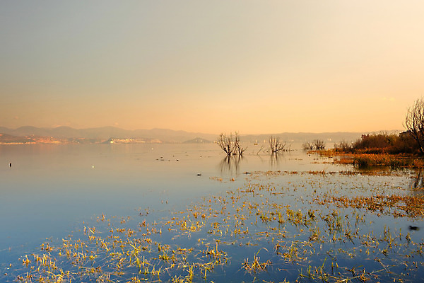 포토 JPG 해외이미지 호수 여행 풍경 사람없음 물 관광지 중국 고요 내추럴 해외202004 해외포토 자연요소 아시아 파일형식 이미지허브