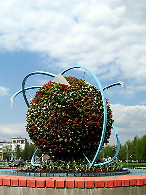 포토 JPG 해외이미지 구름 꽃 백그라운드 하늘 화살 사람없음 장식 파란색 숫자 도시 화단 일반 여의주 해외202004 해외포토 자연요소 식물 문자 컬러 파일형식 이미지허브