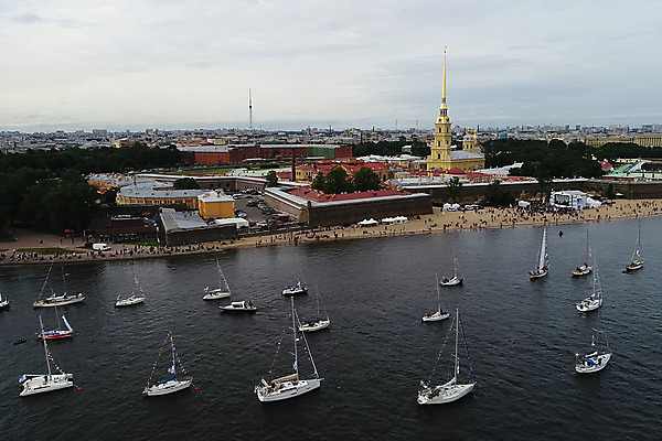포토 JPG 해외이미지 호수 어린이 스포츠 파도 여행 포즈 요트 자연 바람 휴가 항해 건강 사람 소년 사람없음 야외 10대 물 여름 파란색 강 태양 축제 경쟁 자유 윈드서핑 도시 보트 서핑 그룹 고급 승무원 속도 함선 네비게이션 레가타 많음 해외202004 해외포토 자연요소 직업 계절 남자 바다 컬러 컨셉 배_교통 청소년 날씨 수상스포츠 생태계 파일형식 이미지허브
