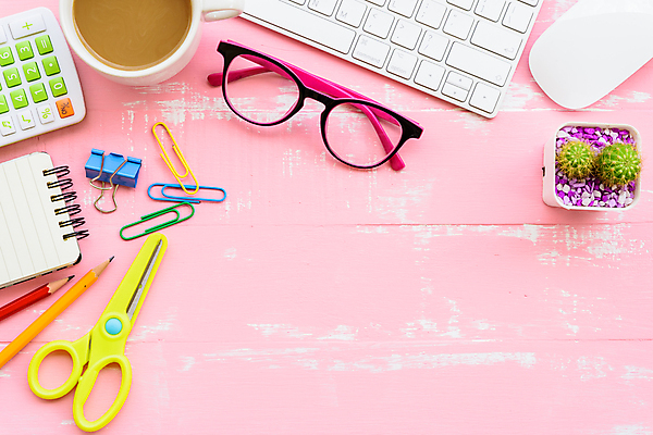 포토 JPG 해외이미지 디자인 교육 꽃 커피 분홍색 백그라운드 컨셉 비즈니스 장신구 학교 탁자 주택 사람없음 목재 컵 노트북 컴퓨터 사무실 펜 카메라 우주 다이어리 검은색 공책 공백 장비 수확 흰색 시골 키보드 업무 작업실 플랫 정상 책상 복고 위치 프리랜서 해외202004 해외포토 나무 식물 직업 식기 음료 컬러 가구 농업 재료 문구용품 건물 전자제품 필기구 사무용품 작업 파일형식 이미지허브