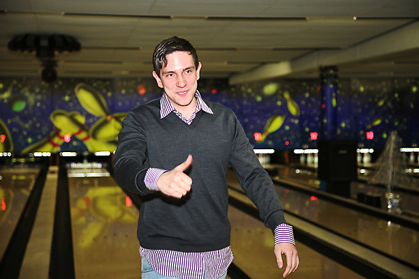 포토 JPG 해외이미지 모양 남자 길 스포츠 공 모션 놀이 성공 실내 한명 취미 경쟁 장비 도전 게임 우승 10 사발 볼링 목표 속도 만들기 롤 슛 점수 추적 골 노크 때리기 스트라이크 여의주 줄서기 직진 챔피언 해외202004 해외포토 1 컨셉 사람 내부 숫자 구기 최고 사기그릇 파일형식 이미지허브