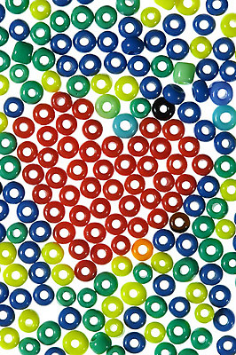 포토 JPG 해외이미지 모양 결혼 발렌타인데이 사랑 사람없음 신혼여행 하트 유혹 구슬 해외202004 해외포토 감정 컨셉 데이이벤트 이벤트 파일형식 이미지허브