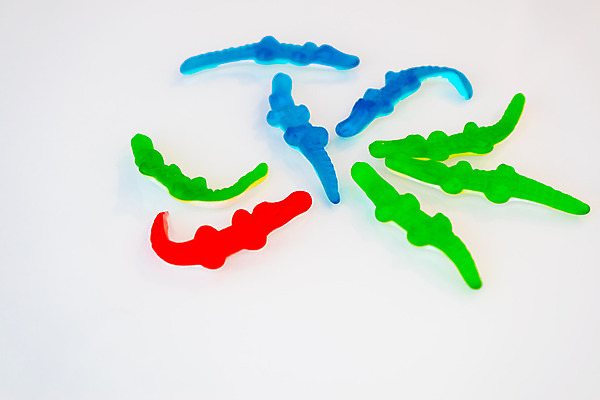 포토 JPG 해외이미지 손 디자인 어린이 분홍색 패턴 일러스트 추상 디저트 잉크 사탕 미술 사람 사람없음 빨간색 초록색 여름 파란색 컬러풀 노란색 페인트 흰색 뜨거움 달콤 떨어짐 인쇄 위험 발자국 잼 심볼 악어 고립 양발 해외202004 해외포토 계절 음식 컬러 컨셉 무늬 자국 파충류 문화예술 신체부위 소스_음식 맛 파일형식 이미지허브