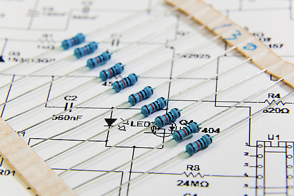 포토 JPG 해외이미지 백그라운드 오렌지 기술 사람없음 가로 파란색 전자제품 장비 흰색 기술자 수리 계획 접속 묘사 전자 해외202004 해외포토 직업 컬러 컨셉 과일 파일형식 이미지허브