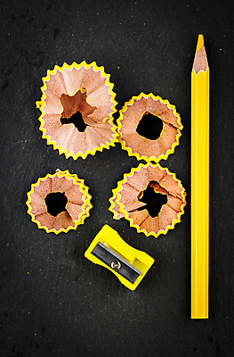 포토 JPG 해외이미지 교육 어린이 백그라운드 컨셉 학교 나선형 창조 미술 사람없음 목재 컬러풀 연필 흰색 공구 그리기 묘사 오브젝트 그림 크레파스 날카로움 고립 부스러기 흑연 해외202004 해외포토 나무 컬러 무늬 재료 모션 문화예술 학용품 사람 필기구 도구 광석 파일형식 이미지허브