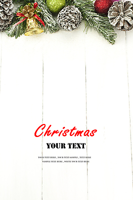 포토 JPG 해외이미지 전통 디자인 계절 행복 리본 백그라운드 크리스마스 겨울 자연 탁자 휴가 새로움 선물 사람없음 장식 빨간색 초록색 산타클로스 우주 축제 흰색 축하 인사 정상 연도 솔방울 원뿔 구성 해외202004 해외포토 도형 기념일 감정 컬러 가구 컨셉 예절 생태계 파일형식 이미지허브