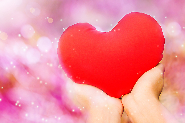 포토 JPG 해외이미지 손 분홍색 모션 불꽃 천사 발렌타인데이 종류 사랑 한명 빨간색 빛 우주 귀여움 희망 공백 하트 마음 달콤 큼 주기 부드러움 지역 공상 천국 돌봄 승인 여신 몽환 존경 해외202004 해외포토 모양 1 감정 컬러 컨셉 데이이벤트 불 사람 신체부위 감각 맛 크기 파일형식 이미지허브