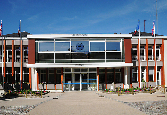 포토 JPG 해외이미지 유럽 건축양식 주택 사람없음 야외 프랑스 시청 옛날 해외202004 해외포토 건축 나라 건물 관공서 파일형식 이미지허브