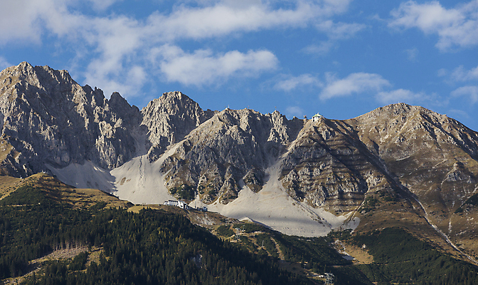 포토 JPG 해외이미지 나무 구름 유럽 여행 백그라운드 밭 자연 하늘 산 그림자 풍경 사람없음 초록색 여름 파란색 마을 계곡 맑음 봄 하이킹 탐험 시골 오스트리아 정상 알프스 암초 남쪽 해외202004 해외포토 자연요소 식물 계절 나라 컬러 농업 레저 날씨 방향 생태계 파일형식 이미지허브