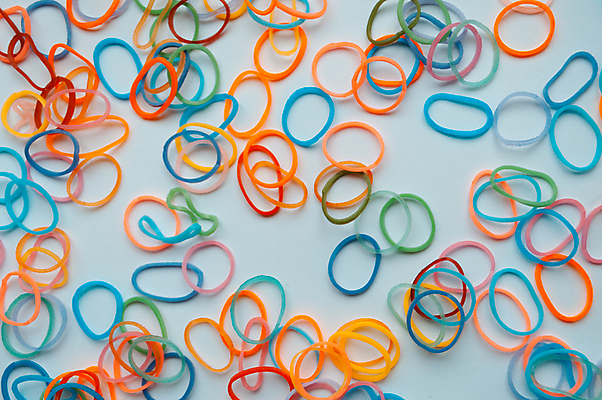 포토 JPG 해외이미지 헤어스타일 분홍색 백그라운드 오렌지 사람없음 빨간색 초록색 파란색 세트 컬러풀 노란색 유행 흰색 악단 원형 그룹 우아함 보석 미용사 유연 오브젝트 고무 스타일 해외202004 해외포토 도형 직업 음악 컬러 컨셉 과일 광석 파일형식 이미지허브