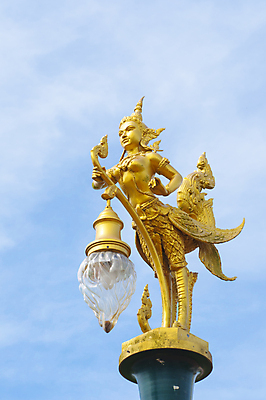 포토 JPG 해외이미지 디자인 여자 아시아 종교 문화 얼굴 조각 백그라운드 불교 태국 조류 하늘 미술 동양인 사람없음 장식 조각상 탑 궁전 사찰 황금 방콕 예술가 캄보디아 라오스 동쪽 거인 사리탑 이국적 푸켓 해외202004 해외포토 동물 건축물 나라 고건축 종교건축 문화예술 사람 인종 신체부위 조형물 방향 파일형식 이미지허브