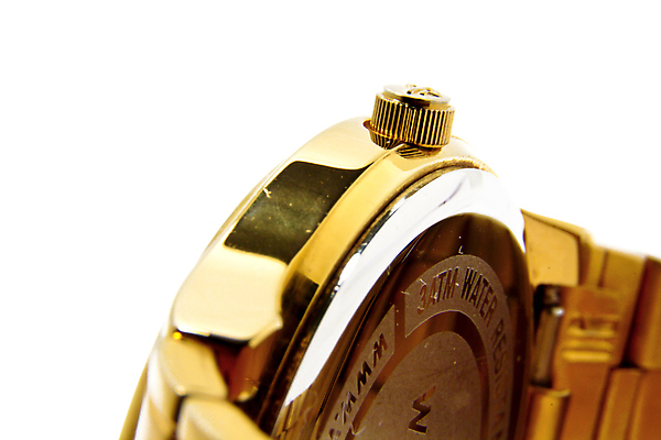 포토 JPG 해외이미지 남자 시계 사람없음 유행 시간 황금 우아함 보석 손목 손목시계 흰배경 고립 분 스타일 해외202004 해외포토 백그라운드 컨셉 장신구 사람 신체부위 흰색 광석 파일형식 이미지허브