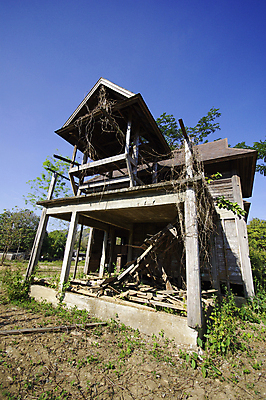 포토 JPG 해외이미지 구름 외관 섬 캐나다 건축양식 자연 하늘 날씨 주택 풍경 사람없음 야외 건물 목재 가로 세로 파란색 햇빛 우주 맑음 미국 시골 붓 역사 고독 버리기 정사각형 북쪽 외양간 깨짐 옛날 왕자 해외202004 해외포토 자연요소 도형 나무 건축물 건축 감정 컬러 컨셉 북아메리카 재료 모션 태양 방향 생태계 파일형식 이미지허브