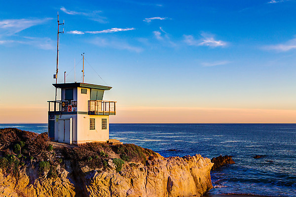 포토 JPG 해외이미지 구름 모래 파도 바다 오렌지 하늘 서기 경비 풍경 사람없음 빨간색 물 여름 파란색 태양 탑 일몰 서핑 역 캘리포니아 태평양 남쪽 안전요원 판잣집 수평선 해외202004 해외포토 자연요소 건축물 계절 컬러 과일 교통시설 모션 주택 안전 노을 미국 수상스포츠 보호 방향 파일형식 이미지허브
