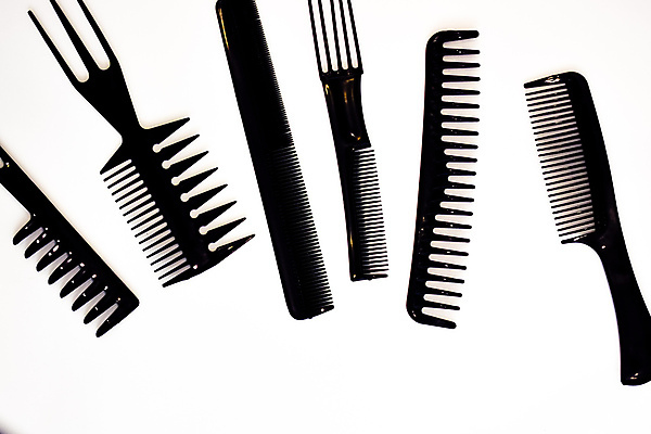 포토 JPG 해외이미지 헤어스타일 사람없음 세트 유행 금속 검은색 장비 흰색 도구 공구 붓 머리빗 업무 칼날 칼 플라스틱 미용사 자르기 철 오브젝트 날카로움 고립 스타일리스트 이발사 철강 해외202004 해외포토 직업 컬러 모션 재질 미용용품 작업 파일형식 이미지허브