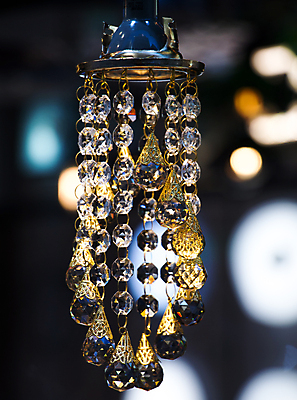 포토 JPG 해외이미지 일러스트 조명 실내 사람없음 화려 고급 우아함 크리스탈 샹들리에 해외202004 해외포토 컨셉 내부 광석 파일형식 이미지허브