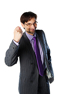 포토 JPG 해외이미지 백인 1 손 남자 안경 얼굴 장난 비즈니스 손가락 넥타이 한명 미소 사람 정장 검은색 주먹 엄지손가락 짜증 흰색 표현 비즈니스맨 심볼 사인 팔 보여주기 무화과 특별함 해외202004 해외포토 서양인 잡화 옷 감정 컬러 컨셉 과일 모션 표정 신체부위 직장인 파일형식 이미지허브