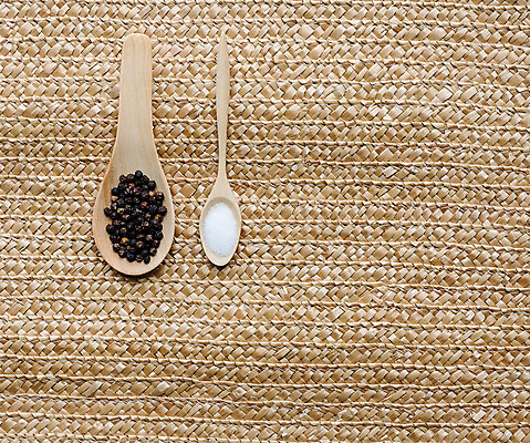 포토 JPG 해외이미지 음식 바다 백그라운드 재료 자연 탁자 피망 건조 요리 사람없음 목재 갈색 주방 숟가락 검은색 식사 흰색 시골 양념 거친 맛 향신료 유기농 매움 소금 향료 향 후추 내추럴 해외202004 해외포토 나무 웰빙 컬러 가구 컨셉 채소 수저 생태계 향기 냄새 향미료 파일형식 이미지허브