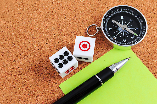 포토 JPG 해외이미지 종이 여행 지도 비즈니스 교통시설 놀이 휴가 안전 사람없음 책 초록색 펜 갈색 여행객 쪽지 계산기 신용카드 티켓 계산 도박 계획 위험 나침반 작음 중개인 주사위 준비 서식 문서 약속 보안 여권 승객 바둑 통과 대패 해외202004 해외포토 직업 컬러 교통 컨셉 문구용품 사람 금융 필기구 장비 크기 시설 파일형식 이미지허브