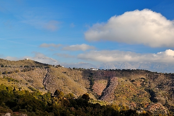 포토 JPG 해외이미지 유럽 건축양식 자연 아침 지붕 산 주택 파노라마 풍경 경사 사람없음 건물 여름 태양 계곡 맑음 새벽 스페인 정상 언덕 속도 남쪽 스페인어 안달루시아 산맥 해외202004 해외포토 주간 자연요소 건축물 계절 건축 나라 날씨 촬영기법 방향 생태계 파일형식 이미지허브