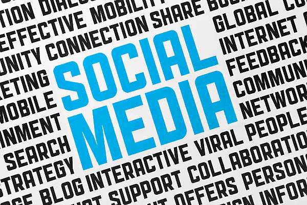 포토 JPG 해외이미지 구름 포스터 종이 컨셉 인터넷 일러스트 텍스트 통신 아이디어 대화 사람없음 가로 파란색 단어 꼬리표 자료 웹 활발 정보 흰색 네트워크 메시지 신문 바이러스 연결 인쇄 토론 편지 심볼 사인 검색 문서 페이지 커뮤니티 나눔 공유 발견 소셜 지원 표제 해외202004 해외일러스트 자연요소 문자 컬러 말하기 간행물 라벨 뉴스 파일형식 이미지허브