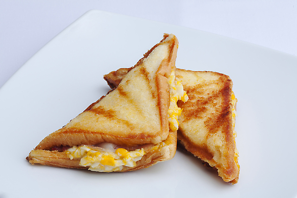 포토 JPG 해외이미지 접시 음식 빵 백그라운드 잎 토마토 채소 치즈 샌드위치 건강 옥수수 요리 사람없음 갈색 식사 저녁식사 튀김 흰색 신선 뜨거움 맛 그릴 아침식사 속도 햄 심플 토스트 베이컨 점심식사 고립 해외202004 해외포토 식물 식기 컬러 컨셉 주방용품 유제품 곡류 육류 돼지고기 파일형식 이미지허브
