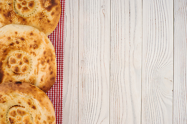 포토 JPG 해외이미지 음식 백그라운드 사람없음 목재 빨간색 식사 저녁식사 빵집 흰색 플랫 아침식사 상품 굽기 냅킨 깨 번 옛날 해외202004 해외포토 나무 빵 컬러 식재료 재료 상점 조미료 구이 파일형식 이미지허브