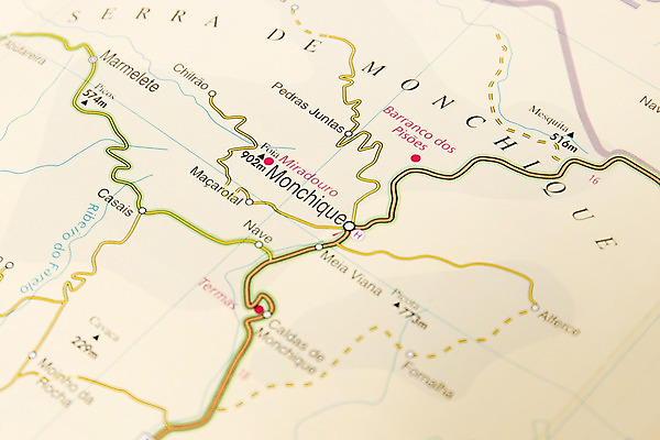 포토 JPG 해외이미지 유럽 종이 도로 여행 백그라운드 컨셉 지도 휴가 사람없음 도시 고속도로 닫기 공항 지중해 포르투갈 묘사 지형 지역 해외202004 해외포토 나라 길 바다 교통시설 모션 파일형식 이미지허브