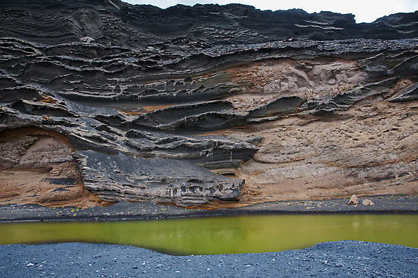 포토 JPG 해외이미지 식물 호수 자연 하늘 풍경 사람없음 야외 물 여름 반사 연못 장면 암초 해외202004 해외포토 자연요소 계절 생태계 파일형식 이미지허브
