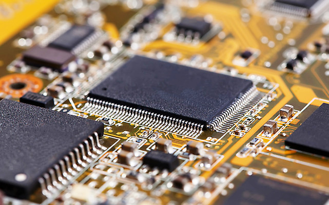 포토 JPG 해외이미지 사람없음 노트북 전자제품 컴퓨터 노란색 자료 수리 라디오 전자 공학 마더보드 이진법 프로세서 해외202004 해외포토 교육 컬러 수학 파일형식 이미지허브