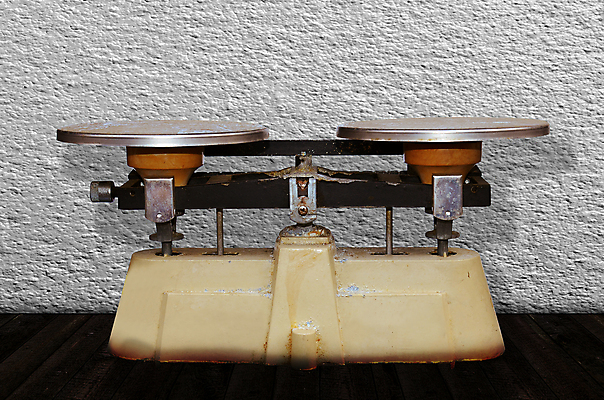 포토 JPG 해외이미지 전통 접시 디자인 컨셉 저울 서기 사람없음 금속 기계 수확 골동품 흰색 기구 공구 시골 황금 클래식 몸무게 철 심볼 측정 오브젝트 무역 부식 싱글 복고 상업 청동 무거움 고립 넘어짐 놋쇠 옛날 스타일 해외202004 해외포토 식기 산업 컬러 농업 모션 재질 도구 무게 파일형식 이미지허브