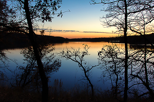포토 JPG 해외이미지 실루엣 호수 풍경 사람없음 물 컬러풀 일몰 가을 수평선 해외202004 해외포토 자연요소 계절 컬러 촬영기법 노을 파일형식 이미지허브