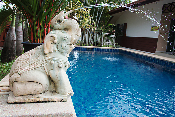 포토 JPG 해외이미지 디자인 건축양식 코끼리 미술 사람없음 야외 장식 물 당구 오브젝트 분수 해외202004 해외포토 자연요소 건축 포유류 문화예술 구기 파일형식 이미지허브