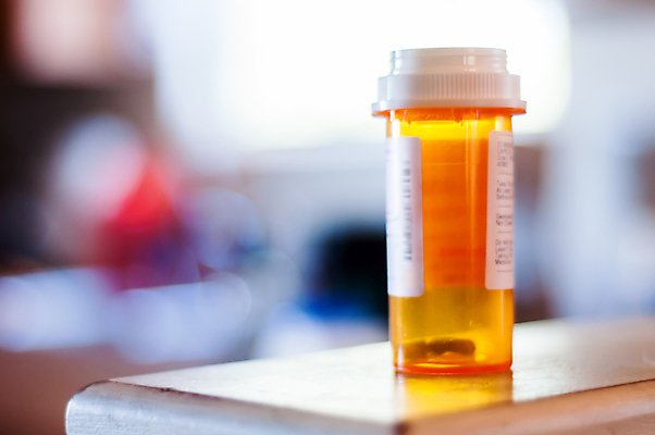 포토 JPG 해외이미지 건강 사람없음 치료 알약 약 건강관리 고통 약초 질병 약국 처방 조제 돌봄 마약 복용 진통제 해외202004 해외포토 감정 의학 모션 관리 풀_식물 만들기 파일형식 이미지허브