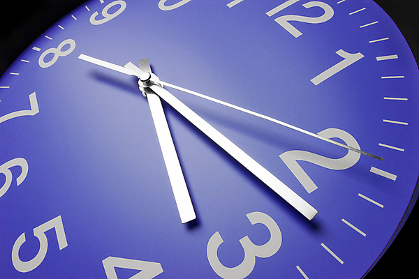 포토 JPG 해외이미지 디자인 벽 시계 백그라운드 이동 컨셉 비즈니스 화살 사람없음 장식 파란색 숫자 흰색 시간 업무 원형 클래식 우아함 심볼 손목시계 측정 오브젝트 사인 순환 공포 아날로그 다이얼 타이머 마감 분 순간 충고 해외202004 해외포토 도형 문자 컬러 장신구 모션 작업 파일형식 이미지허브