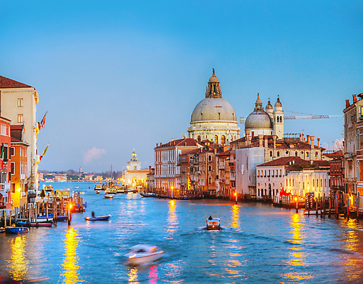 포토 JPG 해외이미지 섬 여행 사람없음 물 교회 탑 이탈리아 새벽 도시 저녁 운하 베네치아 석호 빛망울 바실리카 해외202004 해외포토 자연요소 건축물 유럽 종교건축 건물 빛 야간 파일형식 이미지허브