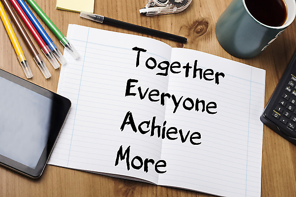 포토 JPG 해외이미지 종이 커피 컨셉 비즈니스 텍스트 탁자 협력 함께함 사람없음 목재 스터디 태블릿 사무실 알약 공책 힘 머그컵 계산기 메시지 계획 사인펜 비전 마케팅 프로젝트 해외202004 해외포토 나무 음료 가구 재료 문구용품 컵 전자제품 스마트기기 학습 약 펜 장비 파일형식 이미지허브