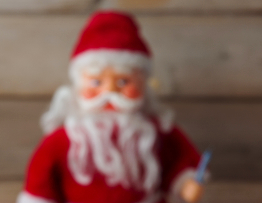 포토 JPG 해외이미지 손 행복 인형 백그라운드 크리스마스 겨울 탁자 새로움 털 사람없음 목재 장식 빨간색 빛 조각상 산타클로스 얼음 재킷 피규어 코트 시골 12월 연도 연소 그런지 블러 옛날 정물화 캡모자 화상 클라우스 해외202004 해외포토 자연요소 나무 모자_잡화 계절 기념일 감정 컬러 가구 컨셉 재료 신체부위 조형물 외투 미니어처 날짜 상처 그림 파일형식 이미지허브