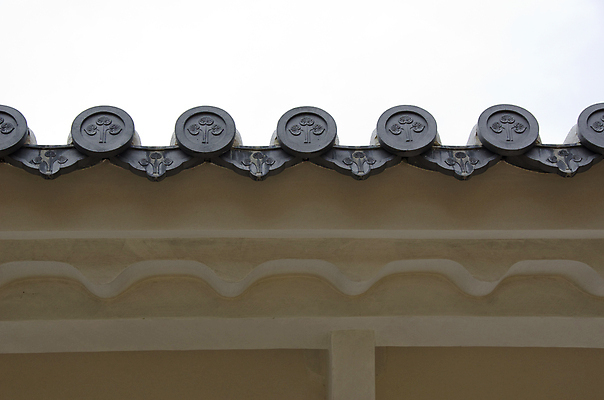 포토 JPG 해외이미지 전통 디자인 외관 아시아 여행 백그라운드 건축양식 하늘 지붕 주택 미술 동양인 사람없음 건물 장식 일본 중국 수확 도자기 역사 심볼 타일 묘사 동쪽 옛날 해외202004 해외포토 건축물 건축 나라 농업 문화예술 인종 방향 파일형식 이미지허브