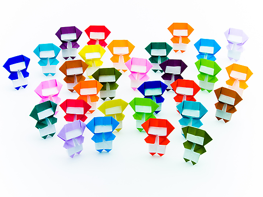 포토 JPG 해외이미지 디자인 종이 어린이 분홍색 하늘색 오렌지 가족 놀이 미술 사람없음 빨간색 초록색 파란색 친구 컬러풀 갈색 노란색 보라색 종이접기 만들기 닌자 핸드메이드 해외202004 해외포토 컬러 과일 관계 모션 문화예술 사람 접기 파일형식 이미지허브