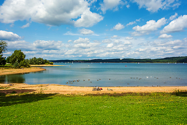 포토 JPG 해외이미지 유럽 호수 여행 자연 하늘 휴가 휴식 독일 항해 풍경 사람없음 물 여름 파란색 만 보트 바이에른 해외202004 해외포토 자연요소 계절 나라 컬러 컨셉 배_교통 생태계 파일형식 이미지허브
